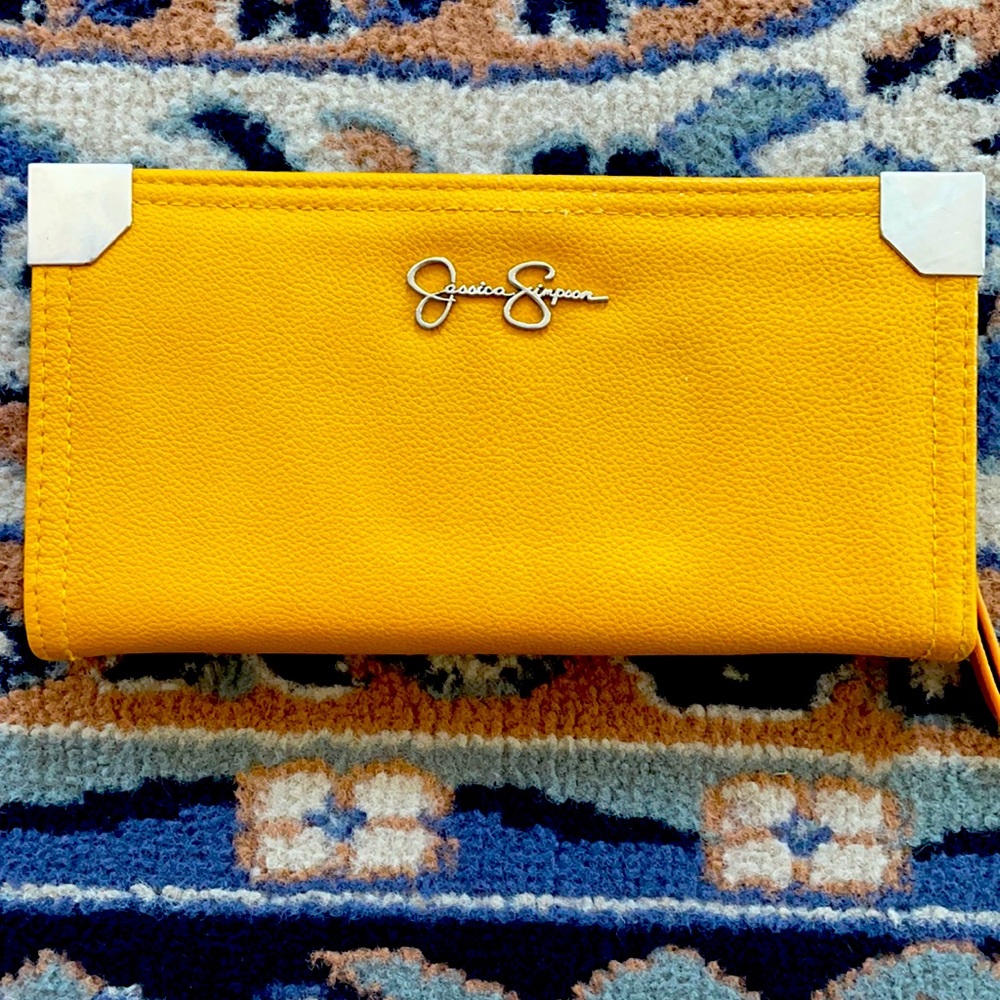 Jessica Simpson wallet. Gently used.